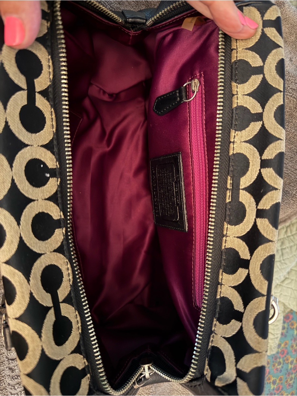 Coach Black & Beige Madison Madeline east/west satchel! Like new condition - Picture 11 of 14